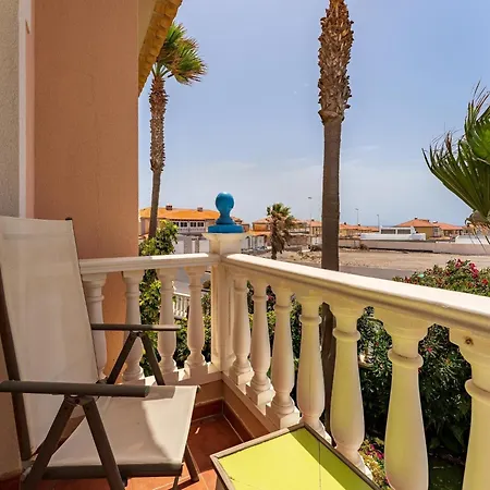 Apartamento With Shared Heated Pool